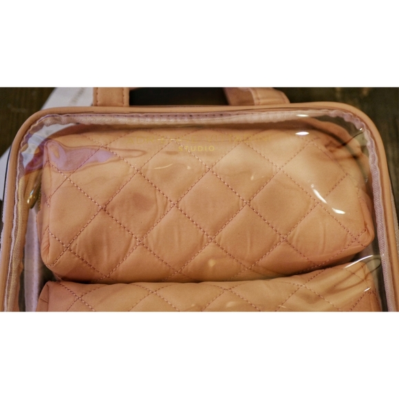 Adrienne Vittadini Studio Pink Cosmetic Bag 3 Sets - Picture 2 of 4